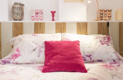 La Victoria Apartment | Apartment "Loft Victoria" with Wi-Fi & A/C