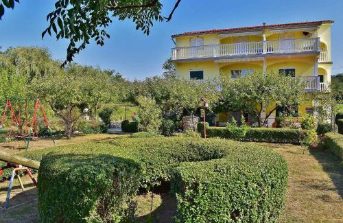 Lopar Apartment | Apartment Lopar, Primorje-Gorski Kotar 2