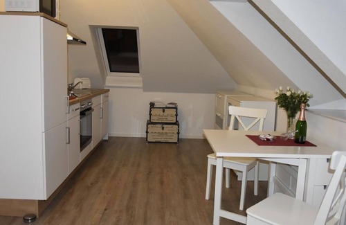 Eutin Apartment | Apartment Louisenlust - Louisenlust, shower, toilet, mint condition