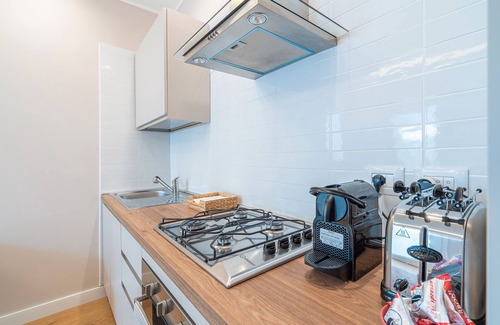 Santa Lucia Apartment | Apartment 'Luciana' with Private Terrace, Wi-Fi and Air Conditioning