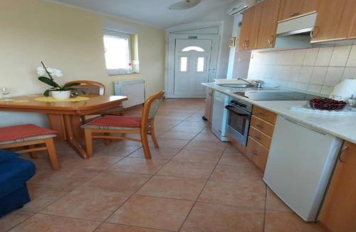 Jadrtovac Apartment | Apartment Luka - One Bedroom Apartment with Balcony and Sea View