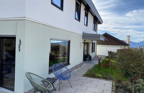 Loffenau Apartment | Apartment 'Marie' with Shared Terrace and Wi-Fi