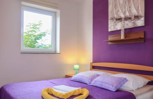 Klimno Apartment | Apartment Mario (MLK163) in Krk/Malinska - 4 persons, 2 bedrooms