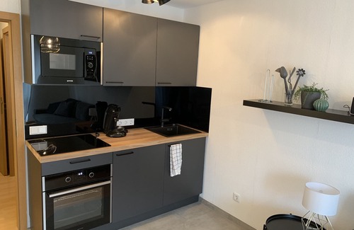 Waggershausen Apartment | Apartment Mila - whole apartment with kitchen and terrace near the fair