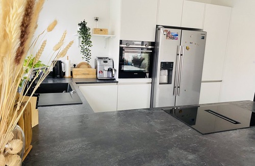 Unterleinleiter Apartment | Apartment 'Mira' with Mountain View, Private Terrace and Wi-Fi