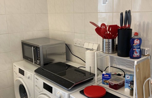 Glashuetten Apartment | Apartment mit Duschbad, Wintergarten und Terrasse im Schönen Taunus, Ruhige Lage