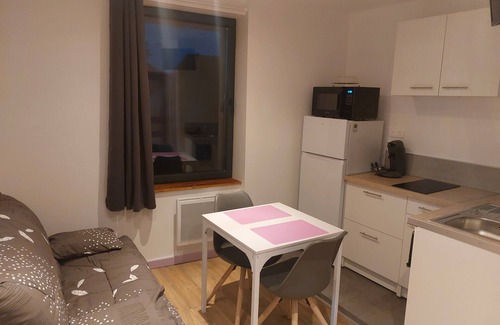 Manzat Apartment | Apartment n°2 Clos saint Genest