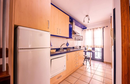 Puerto Naos Apartment | Apartment 'Nautilus 6' with Sea View, Private Terrace and Wi-Fi