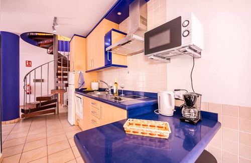 Puerto Naos Apartment | Apartment 'Nautilus 6' with Sea View, Private Terrace and Wi-Fi