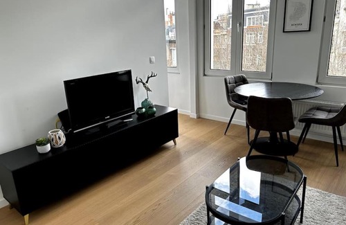 Statiekwartier Apartment | Apartment near central station