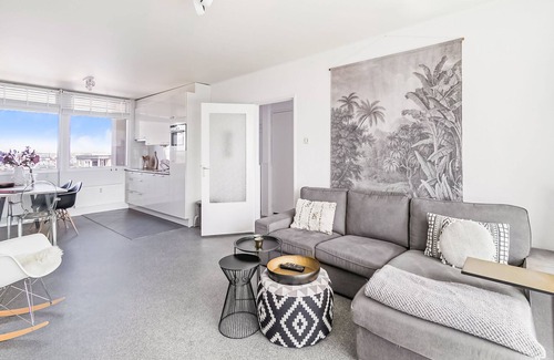 Egmond aan Zee Apartment | Apartment near North Sea and Lighthouse