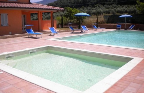 Puntone Apartment | Apartment near the sea with private outside space, Air Conditioning,Wi-Fi.MV