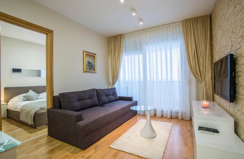 Znjan Apartment | Apartment Nika