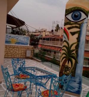 Thessaloniki Apartment | Apartment on 4th floor with a huge balcony! 10 min away from Metro!