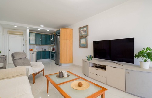 Playa de Mogan House | Apartment on Mogan Beach with Sea Views