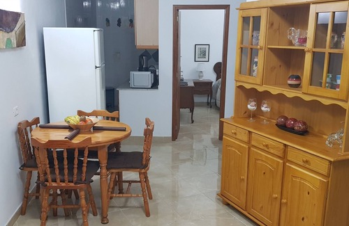 Alcala Condo | Apartment overlooking the sea located 100 meters from the sea.