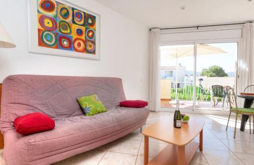 Llanca Apartment | Apartment Palmiers I-3 by Interhome