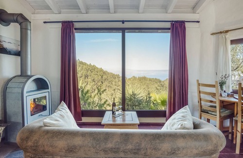 Garafia Apartment | Apartment 'Panorama Suite El Mirador' with Sea View, Wi-Fi and Air Conditioning