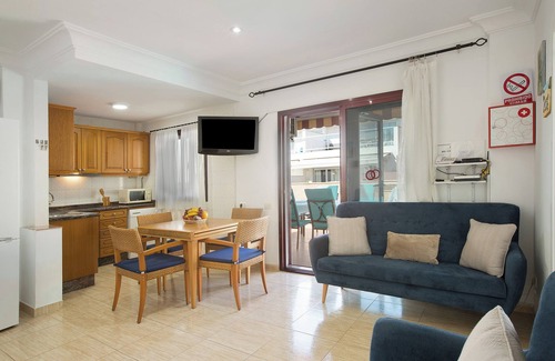 Lomo Quiebre Apartment | Apartment Pedro with Sea & Mountain View, Garden & Wi-Fi