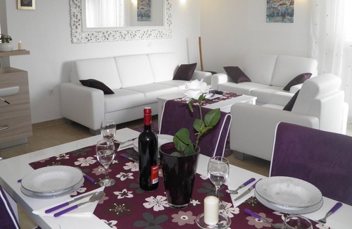 Dinjiska Apartment | Apartment Perla 2-island Pag seafront
