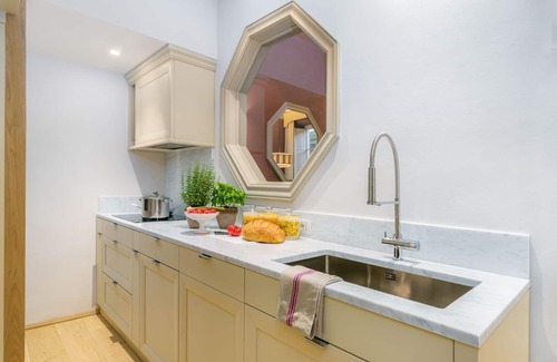 Santa Croce Villa | Apartment Petrarca - Four Bedroom Villa, Sleeps 10