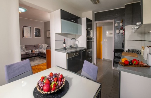 Pula Apartment | Apartment Point