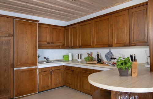 Schwarzenbruck Apartment | Apartment-Private Bathroom-Garden view