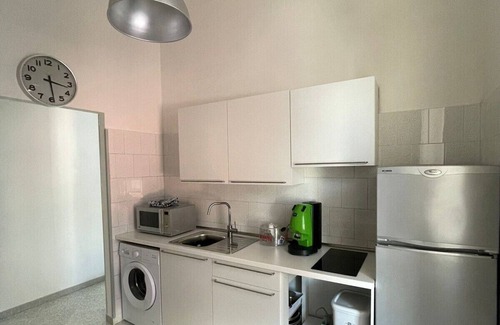 Naples Apartment | Apartment-Private Bathroom