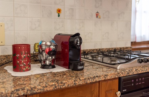 Lisciano Niccone Other | Apartment 'Pugnano Alto - Porcino' with Shared Pool, Private Terrace and Wi-Fi