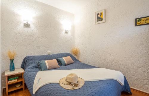 Boulouris-sur-Mer Apartment | Apartment Résidence Les Jardins d'Azur-2 by Interhome