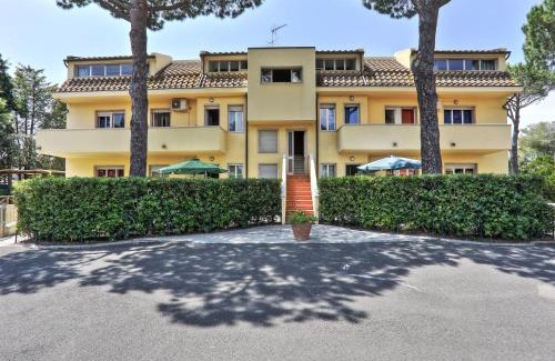 Marina di Cecina Apartment | Apartment Riviera 5 by Interhome