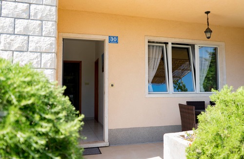 Cove Tri Zala (Zrnovo) Apartment | Apartment Rose Korcula