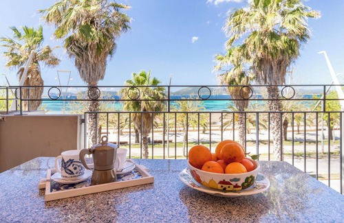 Pivarada Apartment | Apartment "Rosso Marrone" with Sea View, Private Terrace & Wi-Fi