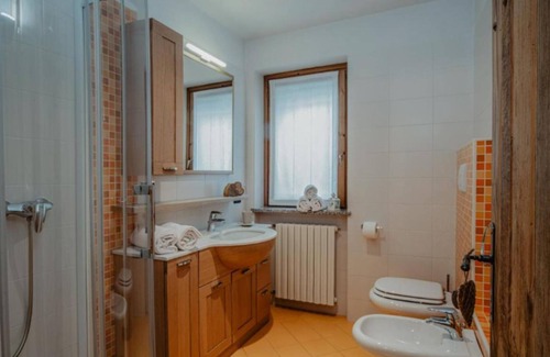 Valdidentro Apartment | Apartment 'Rustico Pradella Apartments' with Mountain View, Shared Terrace and Wi-Fi