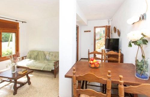 Sa Riera Apartment | Apartment S'Esquirols Nº5 by Interhome
