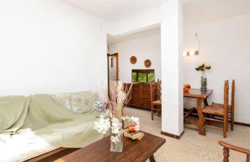 Sa Riera Apartment | Apartment S'Esquirols Nº5 by Interhome