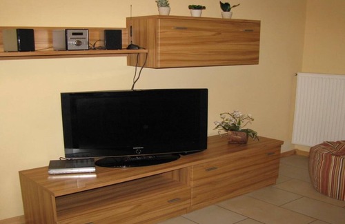 Alt-Kurenz Apartment | Apartment Schlosspark EG in a great location