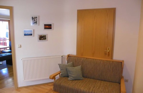 Stiefenhofen Apartment | Apartment 'Schwärzler' with Balcony and Wi-Fi