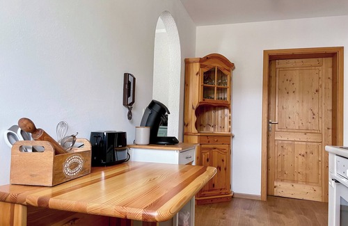 Oy-Mittelberg Apartment | Apartment Seehenswert with pool, table tennis & Königscard for up to 8 people near the lake
