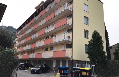 Riva del Garda Apartment | Apartment 'Studio Arndt Riva' with Shared Terrace, Shared Garden and Balcony