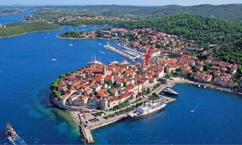 Cove Tri Zala (Zrnovo) Apartment | Apartment Sunrise