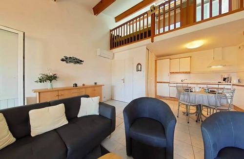 Miramar Apartment | Apartment T3 mezzanine-4 persons- La Londe
