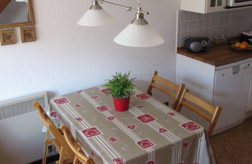 Vielle-Aure Apartment | Apartment T3 duplex - Saint Lary (Vielle-Aure) newly renovated, 6 persons