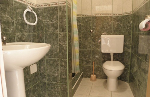 Baric Draga Apartment | Apartment Taša - 5 m from sea: SA3(2) - Lukovo Sugarje, Riviera Senj, Croatia