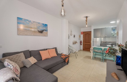 La Restinga Apartment | Apartment 'Tesbabo Beach' with Mountain View, Private Terrace and Wi-Fi