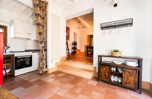 Siena Apartment | Apartment 'Tiziana' with Shared Garden and Wi-Fi