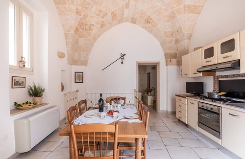 Avetrana Apartment | Apartment 'Torre Bassa Trilocale' with Wi-Fi and Air Conditioning