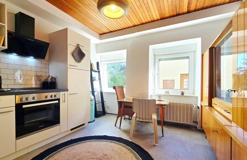 Alt-Heiligkreuz Apartment | Apartment Trier-Heiligkreuz | close to the center | home cinema