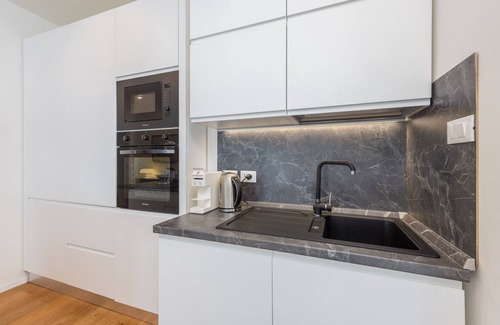 Trieste City Centre Apartment | Apartment Trieste Center Cavana Rive WiFi Netflix