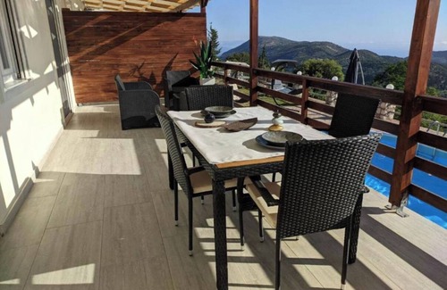 Chortata Apartment | Apartment 'Ventus Pandora' with Sea View, Wi-Fi and Air Conditioning